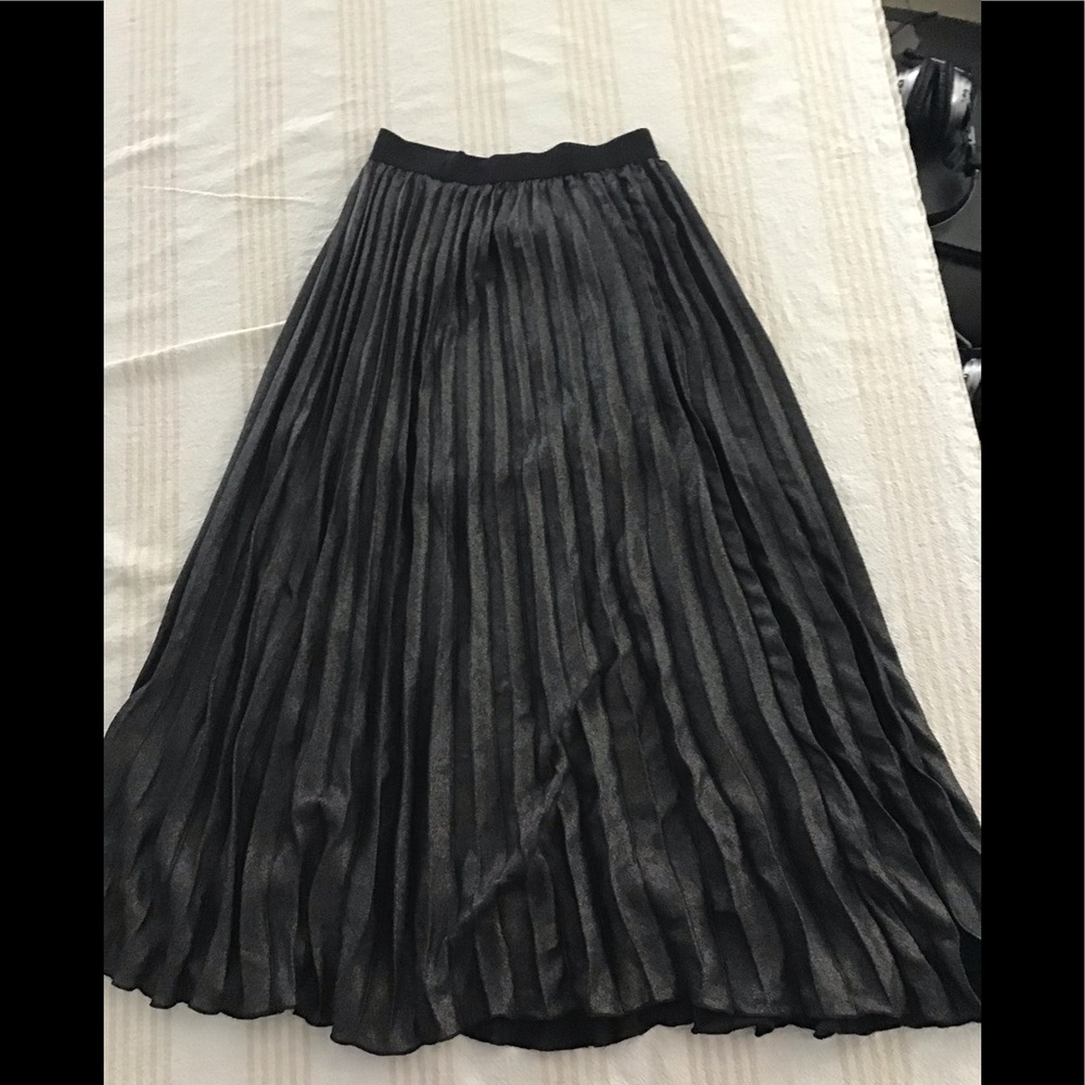 H&M long skirt